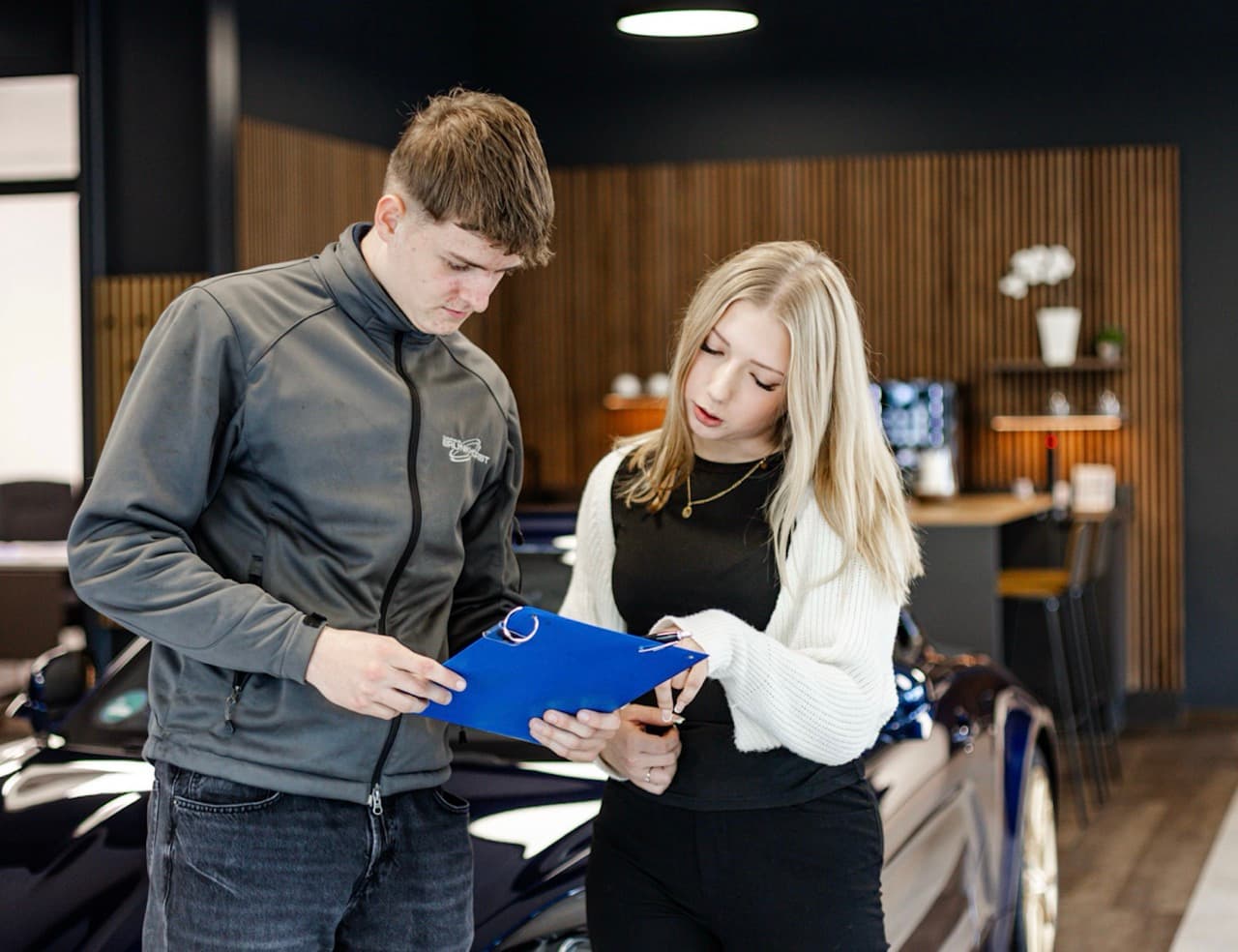 Autohaus Brunkhorst: Serviceassistenz